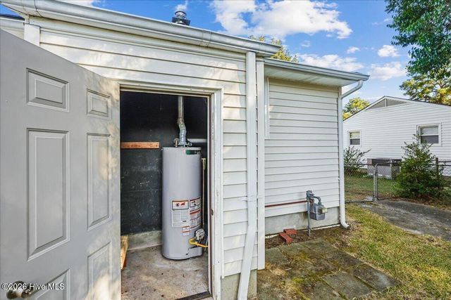1305 N Robin Street, Goldsboro, NC 27534