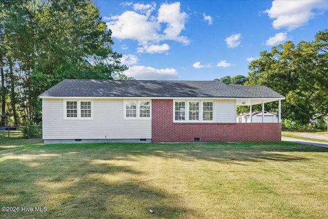 1305 N Robin Street, Goldsboro, NC 27534
