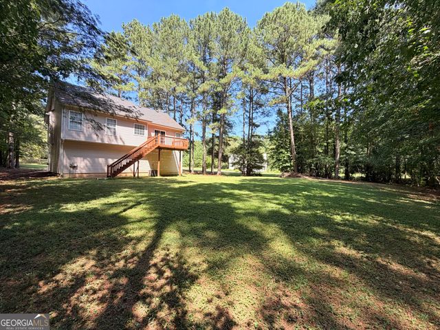 11 Woodvine Court, White, GA 30184