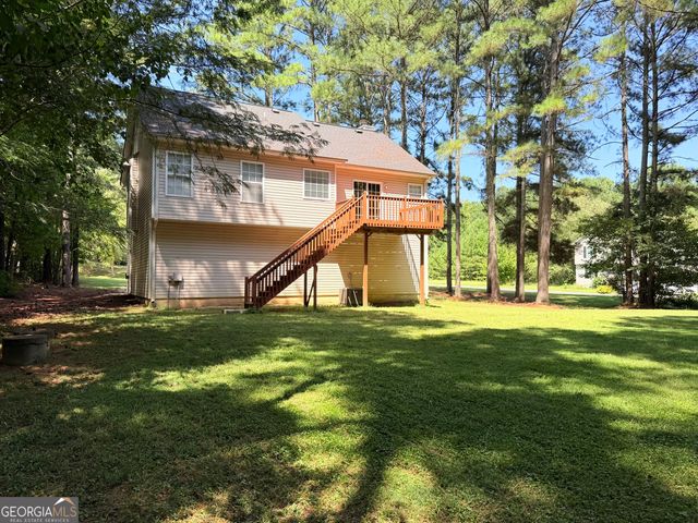 11 Woodvine Court, White, GA 30184