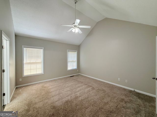 11 Woodvine Court, White, GA 30184