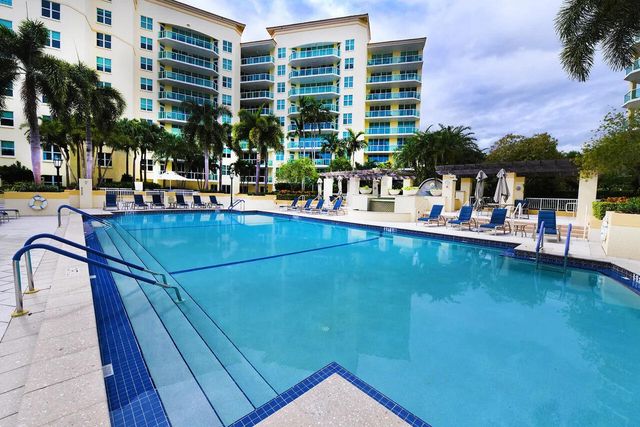 550 SE Mizner Boulevard B206, Boca Raton, FL 33432