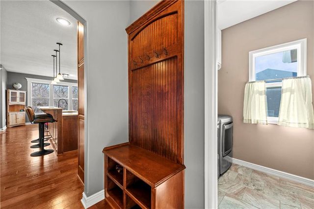 902 Buckeye Lane, Pleasant Hill, MO 64080