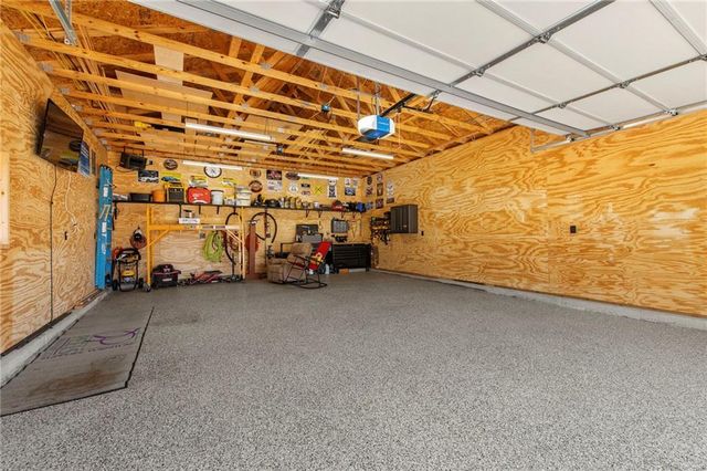 902 Buckeye Lane, Pleasant Hill, MO 64080