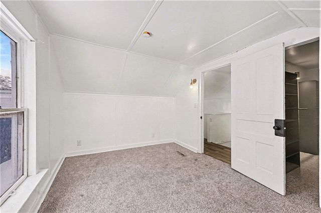 249 Washington Avenue, Muskegon, MI 49441