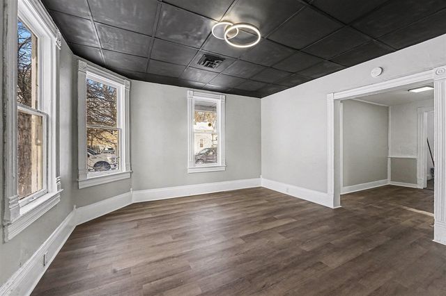 249 Washington Avenue, Muskegon, MI 49441