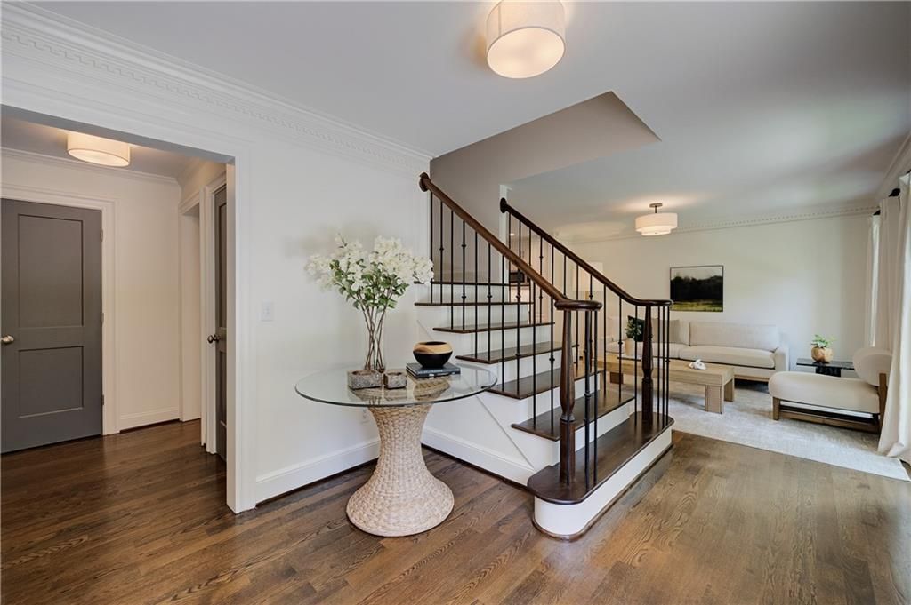 Image 17 of property listing at 2940 Cravey Drive NE, Atlanta, GA 30345