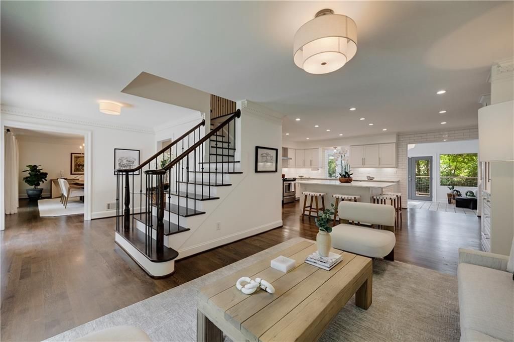 Image 23 of property listing at 2940 Cravey Drive NE, Atlanta, GA 30345