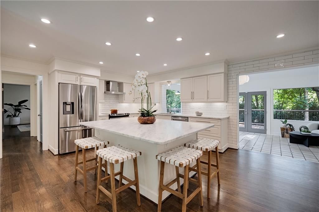 Image 24 of property listing at 2940 Cravey Drive NE, Atlanta, GA 30345