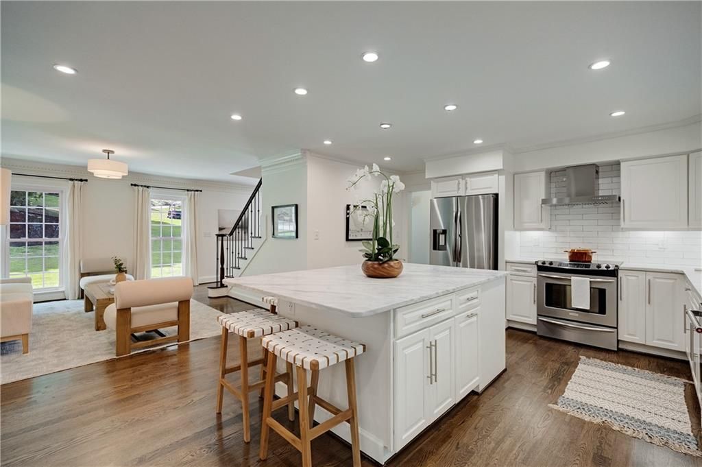 Image 32 of property listing at 2940 Cravey Drive NE, Atlanta, GA 30345