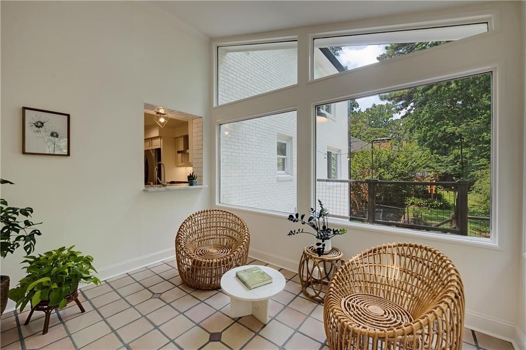 Image 40 of property listing at 2940 Cravey Drive NE, Atlanta, GA 30345