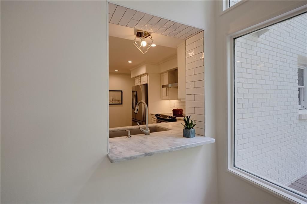 Image 41 of property listing at 2940 Cravey Drive NE, Atlanta, GA 30345