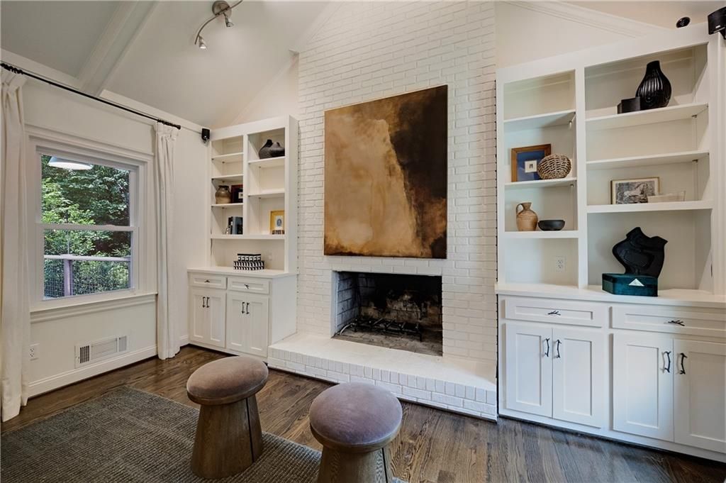 Image 46 of property listing at 2940 Cravey Drive NE, Atlanta, GA 30345