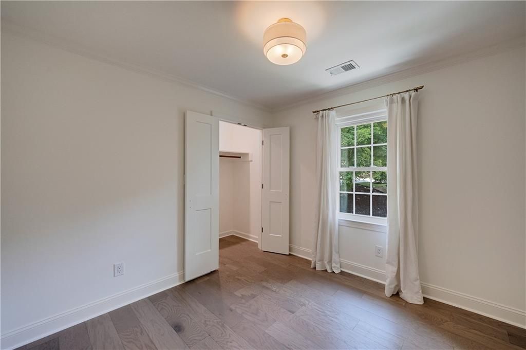 Image 68 of property listing at 2940 Cravey Drive NE, Atlanta, GA 30345