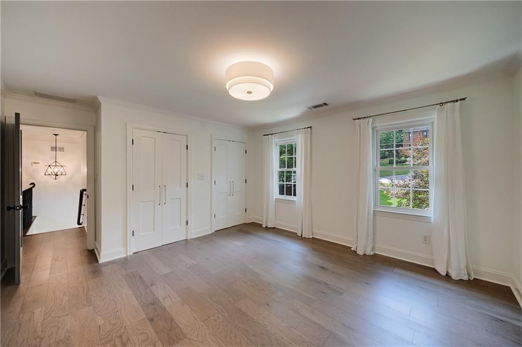 Image 71 of property listing at 2940 Cravey Drive NE, Atlanta, GA 30345