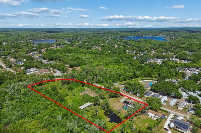 212 CRYSTAL LAKE ROAD, Lutz, FL 33548