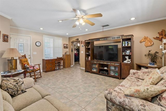 212 CRYSTAL LAKE ROAD, Lutz, FL 33548