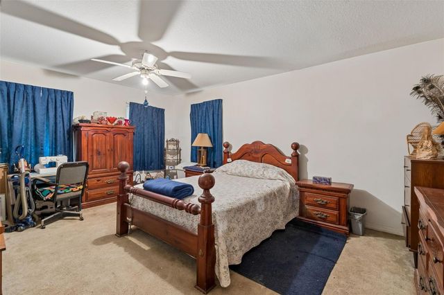 212 CRYSTAL LAKE ROAD, Lutz, FL 33548