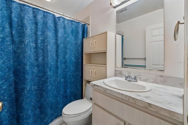 212 CRYSTAL LAKE ROAD, Lutz, FL 33548