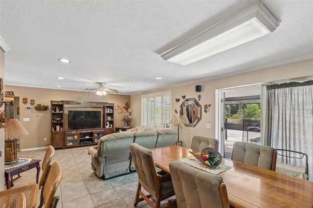 212 CRYSTAL LAKE ROAD, Lutz, FL 33548
