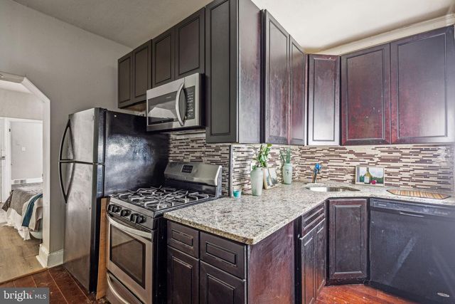 2203 ELLSWORTH ST, Philadelphia, PA 19146