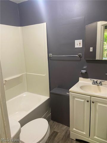 3155 W 48th Street, Cleveland, OH 44102