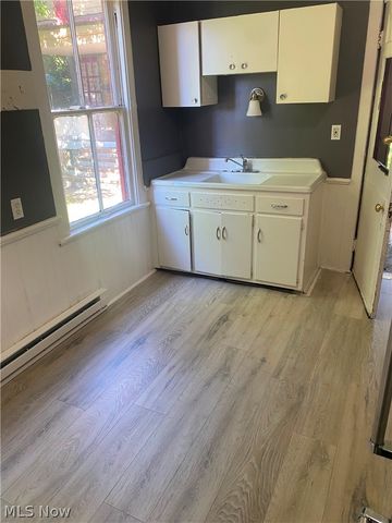 3155 W 48th Street, Cleveland, OH 44102
