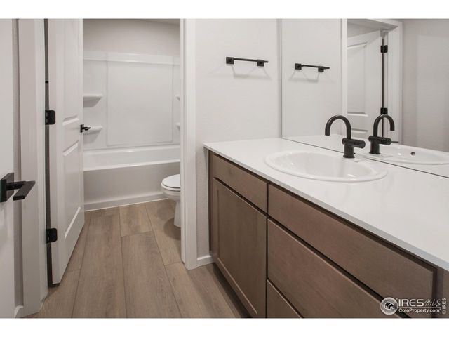 6117 Saddle Horn Dr, Timnath, CO 80547