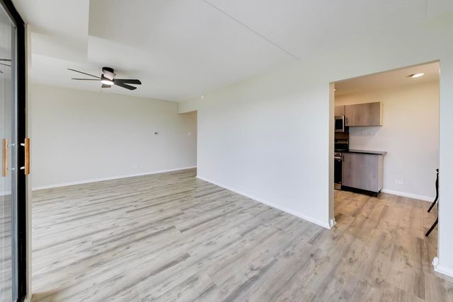500 Park Avenue 606, Calumet City, IL 60409