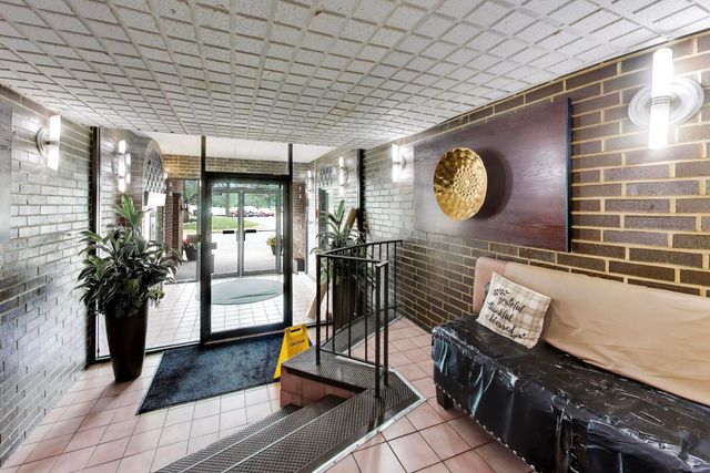 500 Park Avenue 606, Calumet City, IL 60409