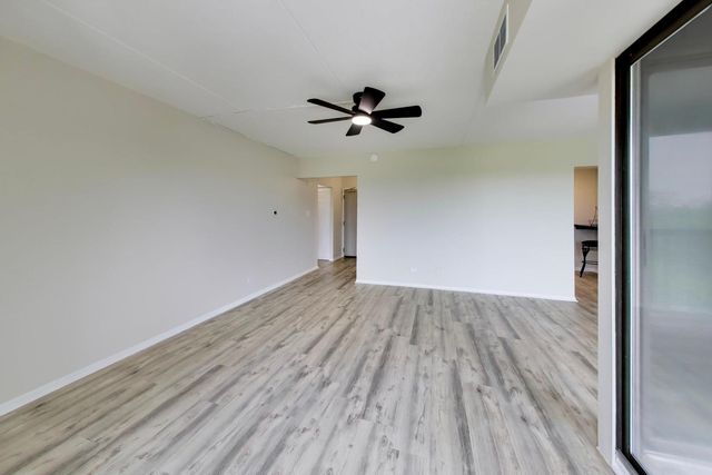 500 Park Avenue 606, Calumet City, IL 60409