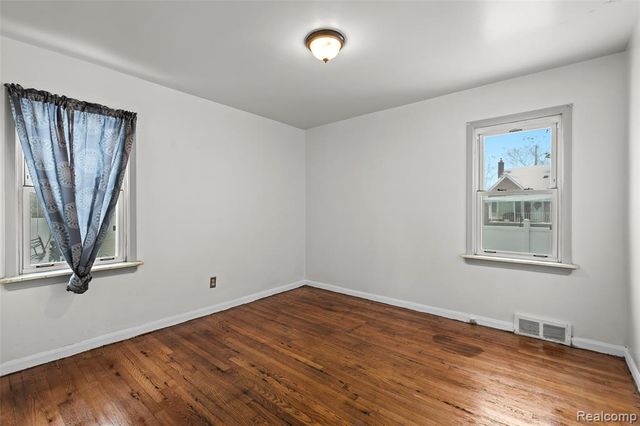 3406 Ferris Avenue, Lincoln Park, MI 48146