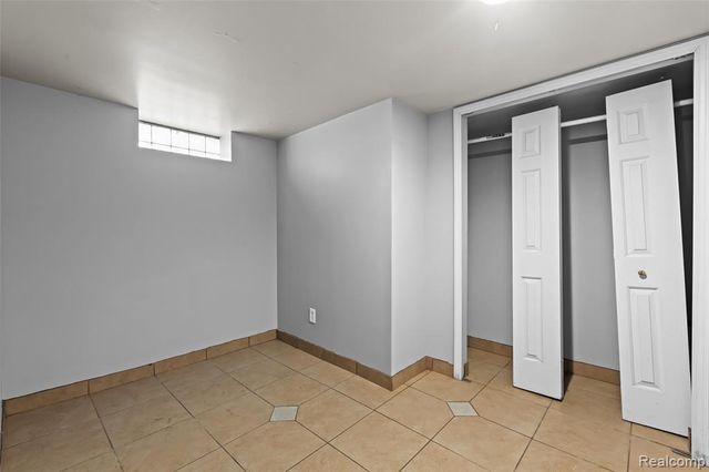 3406 Ferris Avenue, Lincoln Park, MI 48146