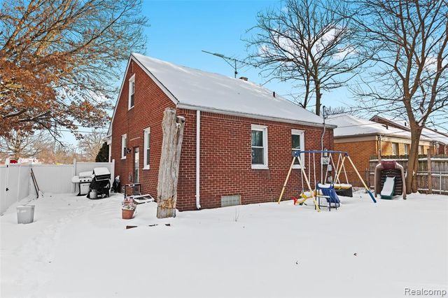 3406 Ferris Avenue, Lincoln Park, MI 48146