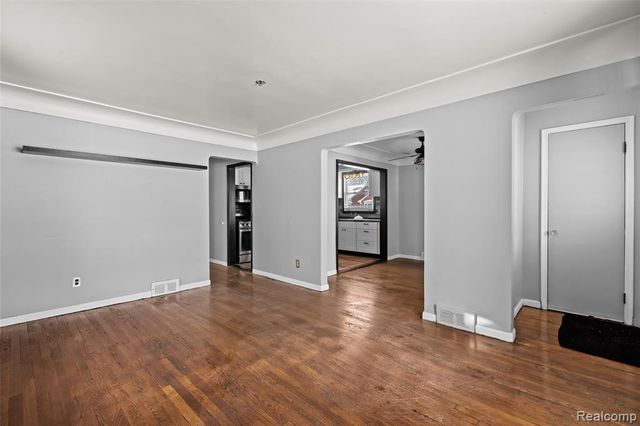 3406 Ferris Avenue, Lincoln Park, MI 48146