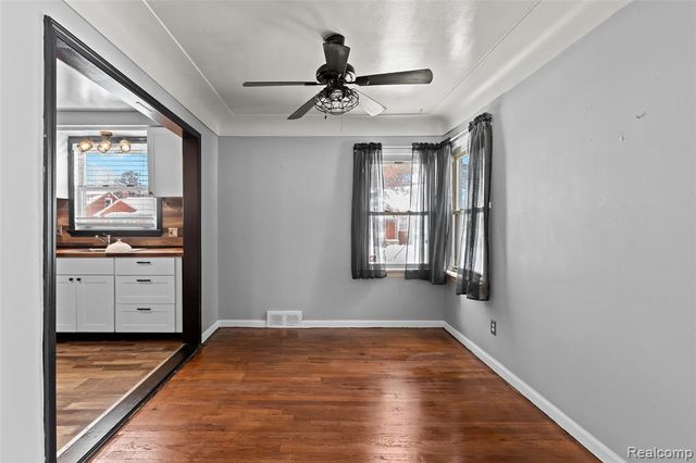 3406 Ferris Avenue, Lincoln Park, MI 48146