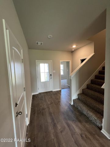 213 Garden Oaks Avenue, Youngsville, LA 70592