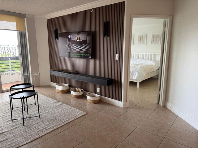 3600 Mystic Pointe Dr 910, Aventura, FL 33180