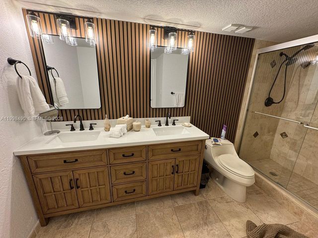 3600 Mystic Pointe Dr 910, Aventura, FL 33180