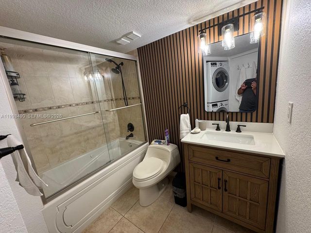 3600 Mystic Pointe Dr 910, Aventura, FL 33180