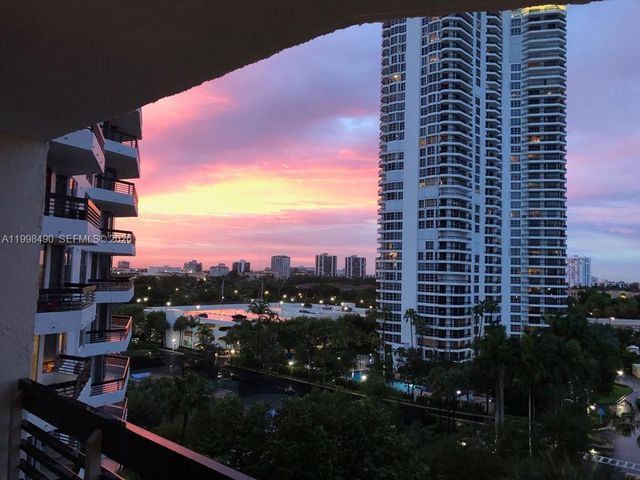 3600 Mystic Pointe Dr 910, Aventura, FL 33180