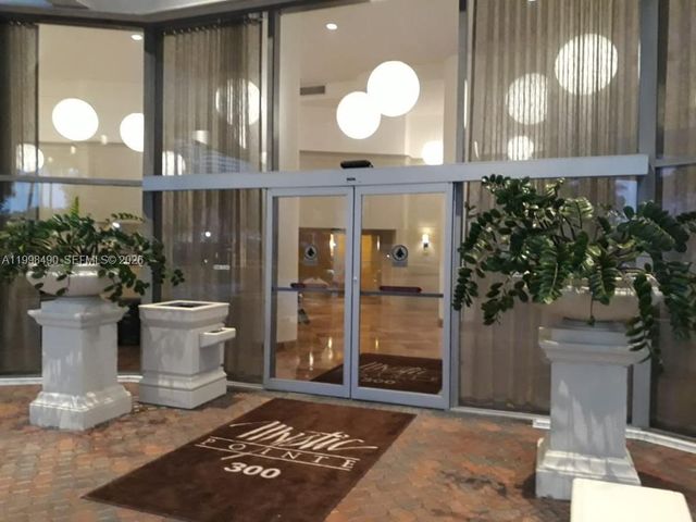 3600 Mystic Pointe Dr 910, Aventura, FL 33180