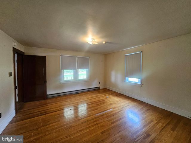 153 ROCKY FORD RD, Clear Brook, VA 22624