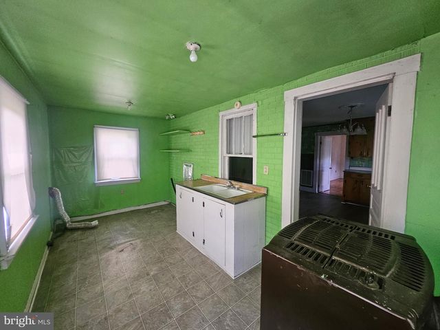 153 ROCKY FORD RD, Clear Brook, VA 22624