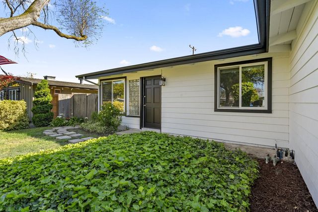 710 Lakechime Drive, Sunnyvale, CA 94089
