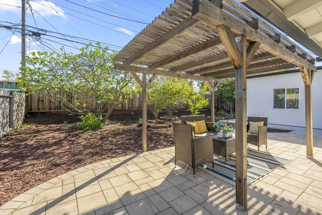 710 Lakechime Drive, Sunnyvale, CA 94089