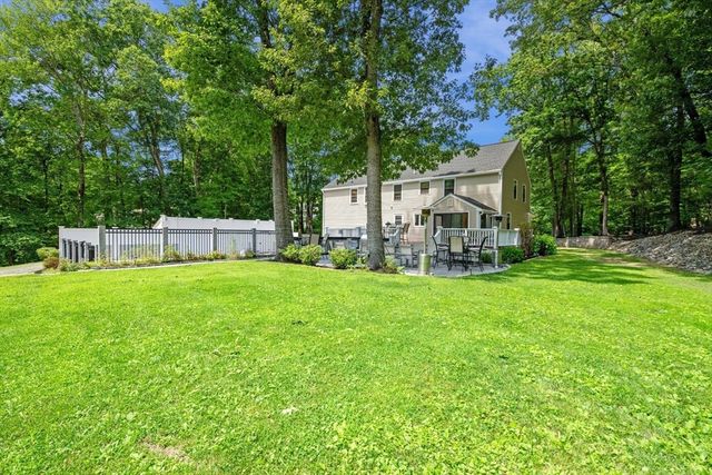 25 Turtle Lane, North Andover, MA 01845
