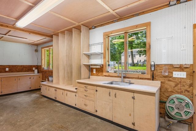 25 Turtle Lane, North Andover, MA 01845