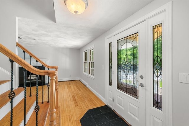 25 Turtle Lane, North Andover, MA 01845