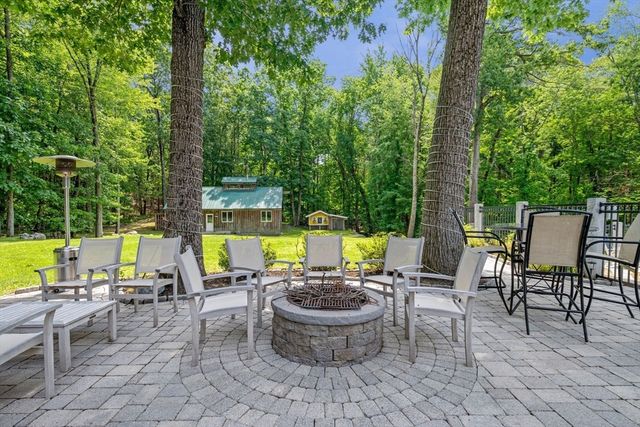 25 Turtle Lane, North Andover, MA 01845